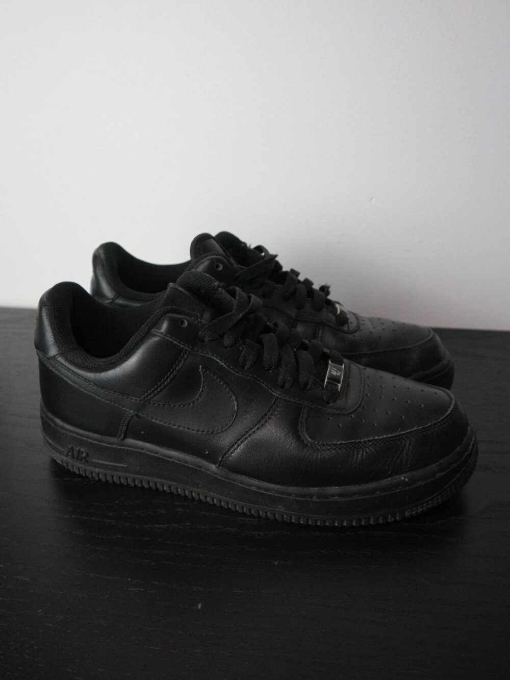 Nike Air Force 1 Black Leather Mens 7.5